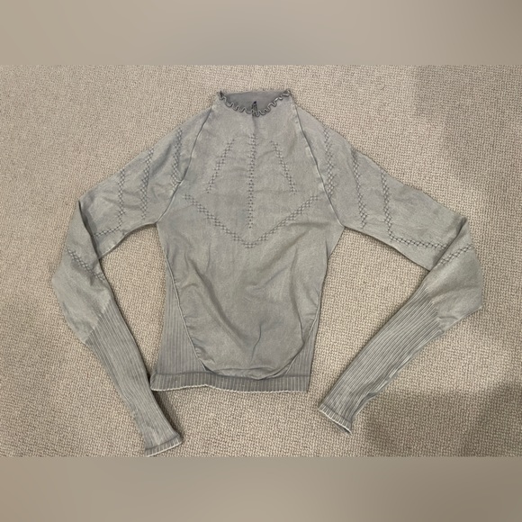 Free People Movement Good Karma High Neck layer NWOT - Picture 8 of 10